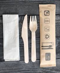 Set Holzbesteck + Serviette - 250 St.